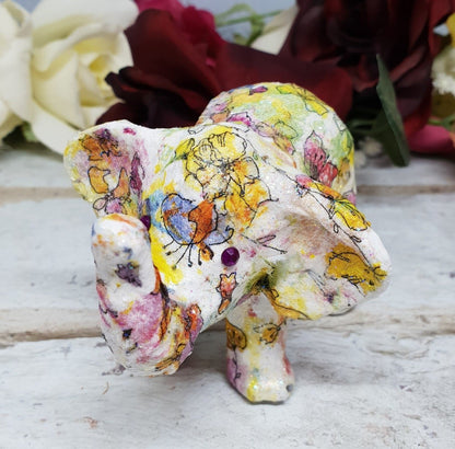Decoupage Elephant Ring Display - Quantock Inspiration
