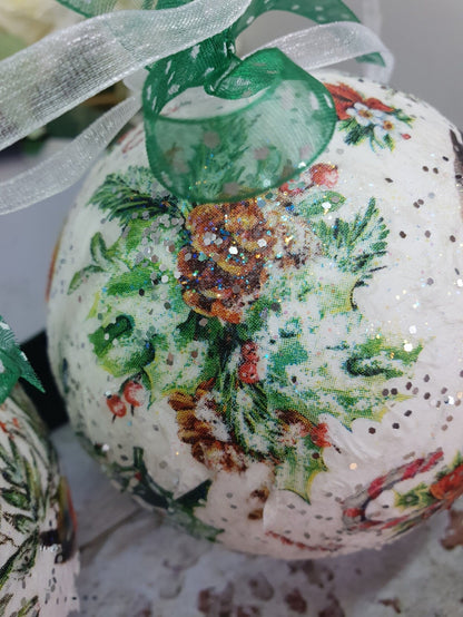 Decoupage Robin Christmas Baubles - Quantock Inspiration